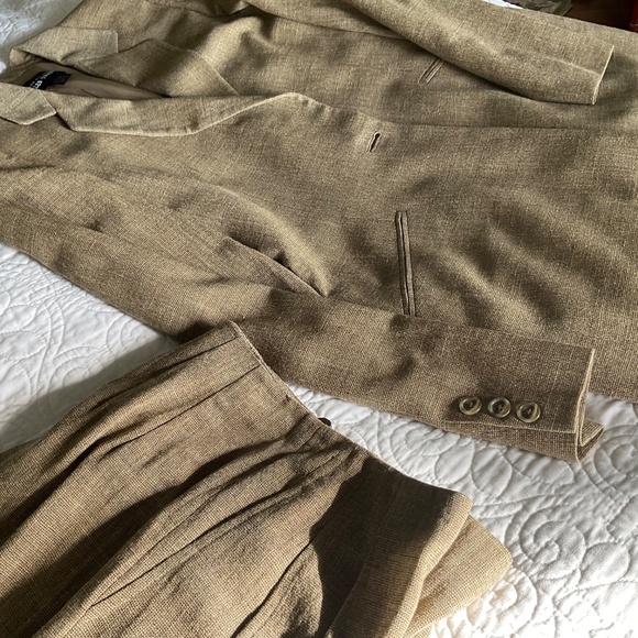 Ladies Suit jacket 3/4 length  and pants size 8 - Picture 6 of 6